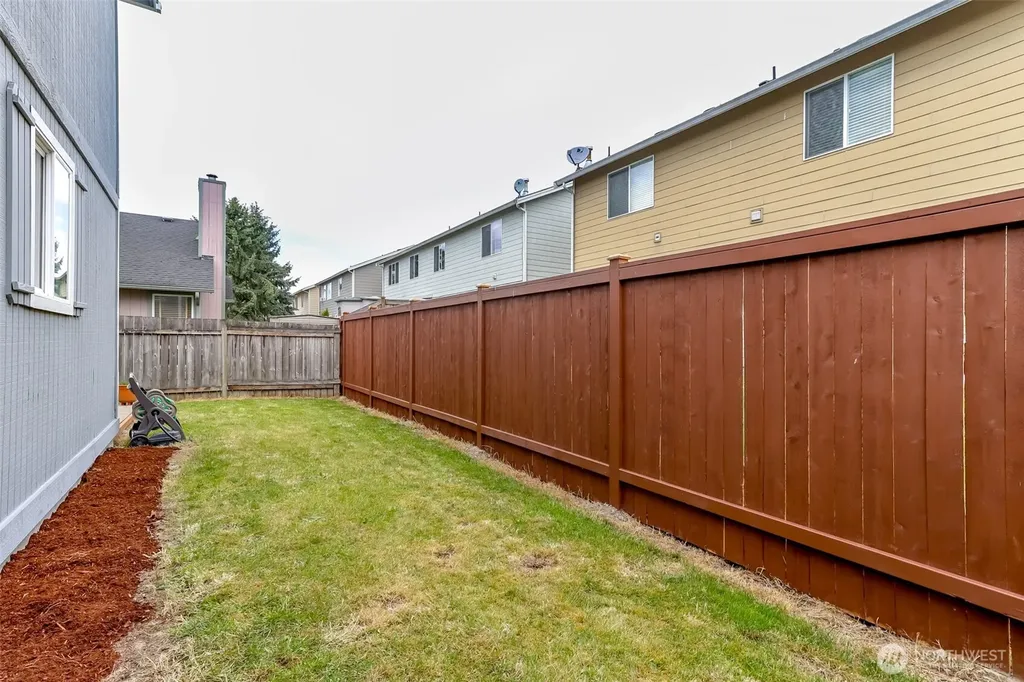 3109 L Street NE Auburn WA 98002