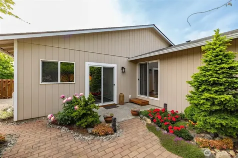 1004 S 28th Street Mount Vernon WA 98274