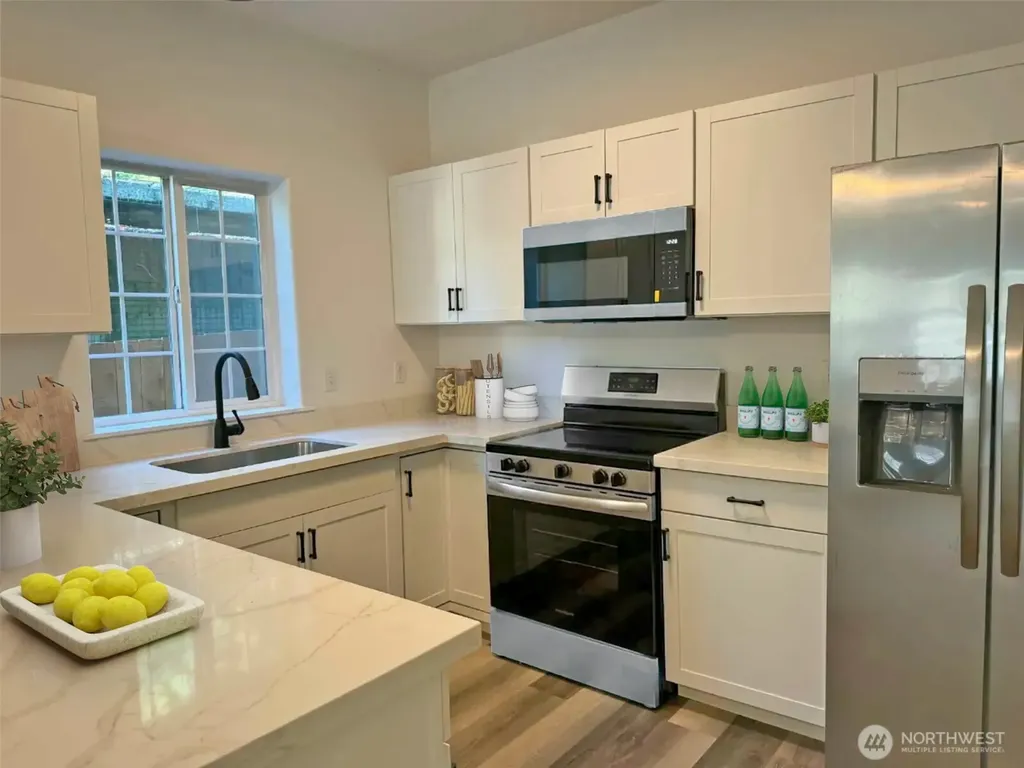 6414 NE Fern Street Suquamish WA 98392