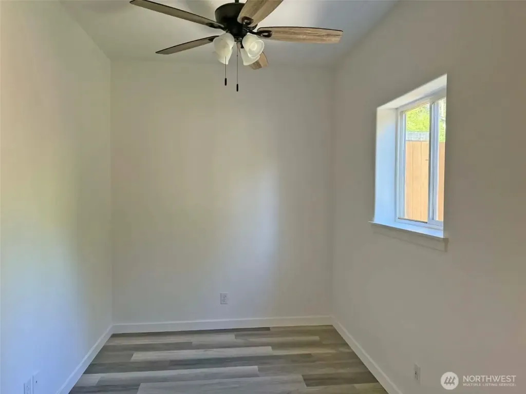 6414 NE Fern Street Suquamish WA 98392