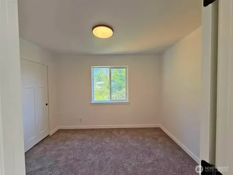 6414 NE Fern Street Suquamish WA 98392
