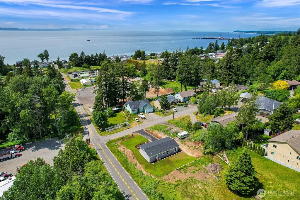 4772 Beach Lane Ferndale WA 98248