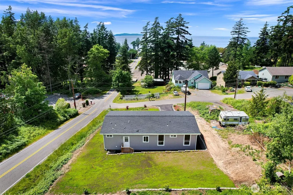 4772 Beach Lane Ferndale WA 98248