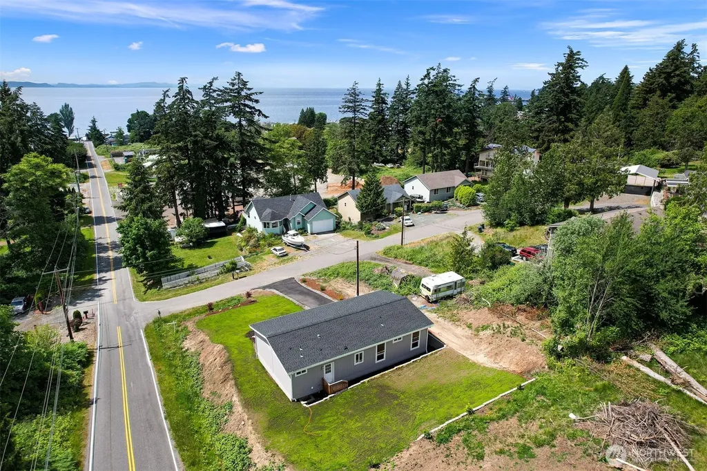 4772 Beach Lane Ferndale WA 98248