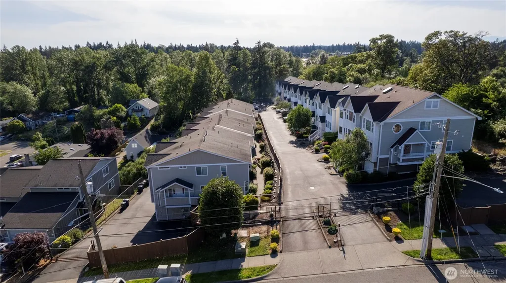 2940 S Proctor Street Tacoma WA 98409