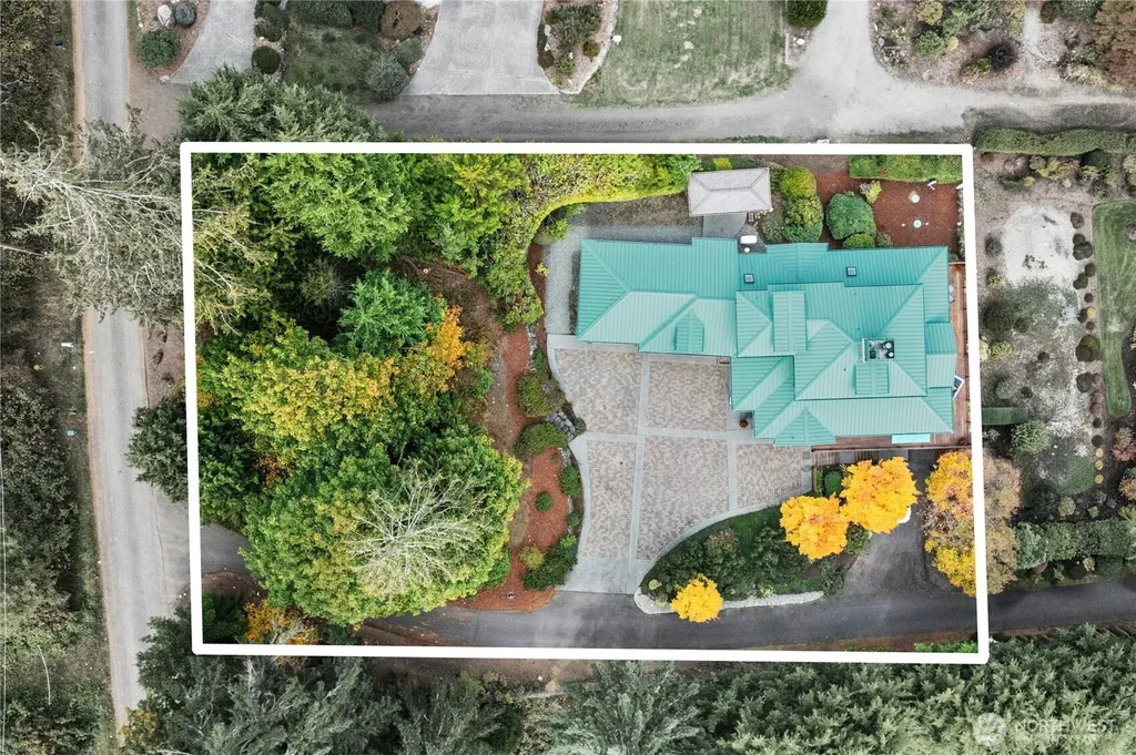 21322 NE President Point Road Kingston WA 98346