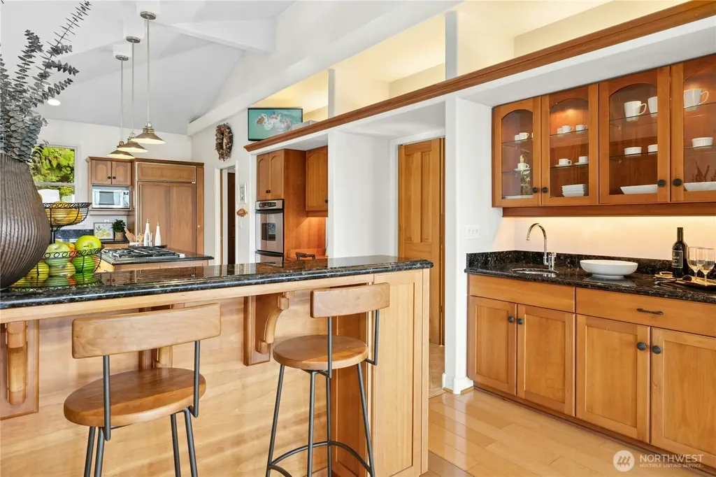 21322 NE President Point Road Kingston WA 98346