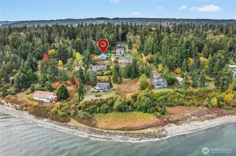 21322 NE President Point Road Kingston WA 98346