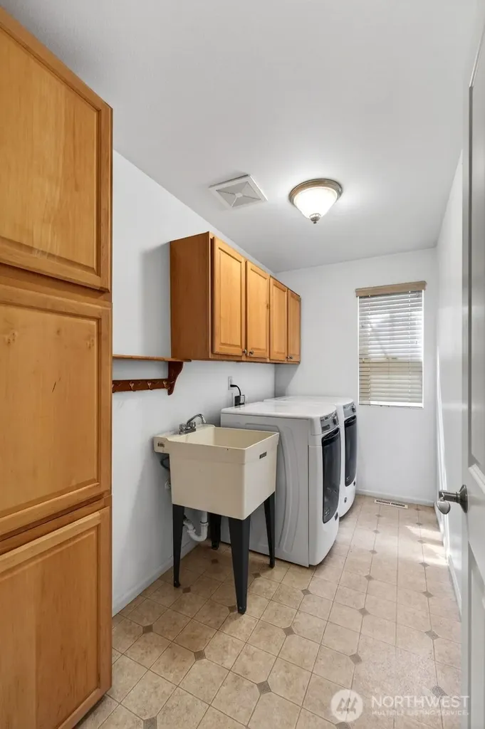 5836 Marshall Place SE Auburn WA 98092
