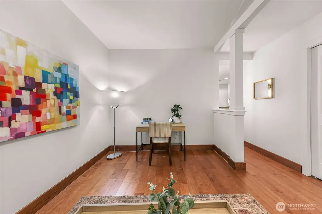 2607 Western Avenue Seattle WA 98121