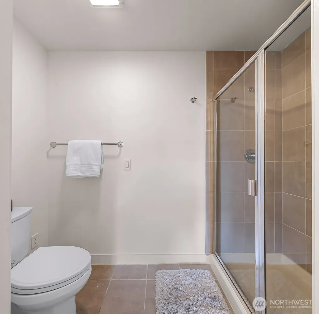 2607 Western Avenue Seattle WA 98121
