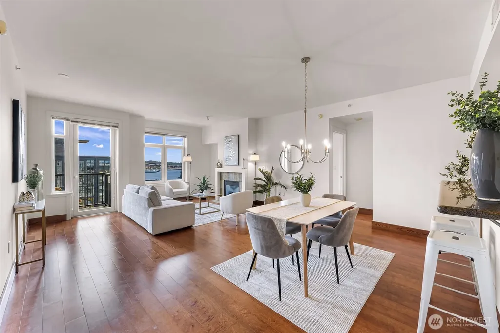2607 Western Avenue Seattle WA 98121