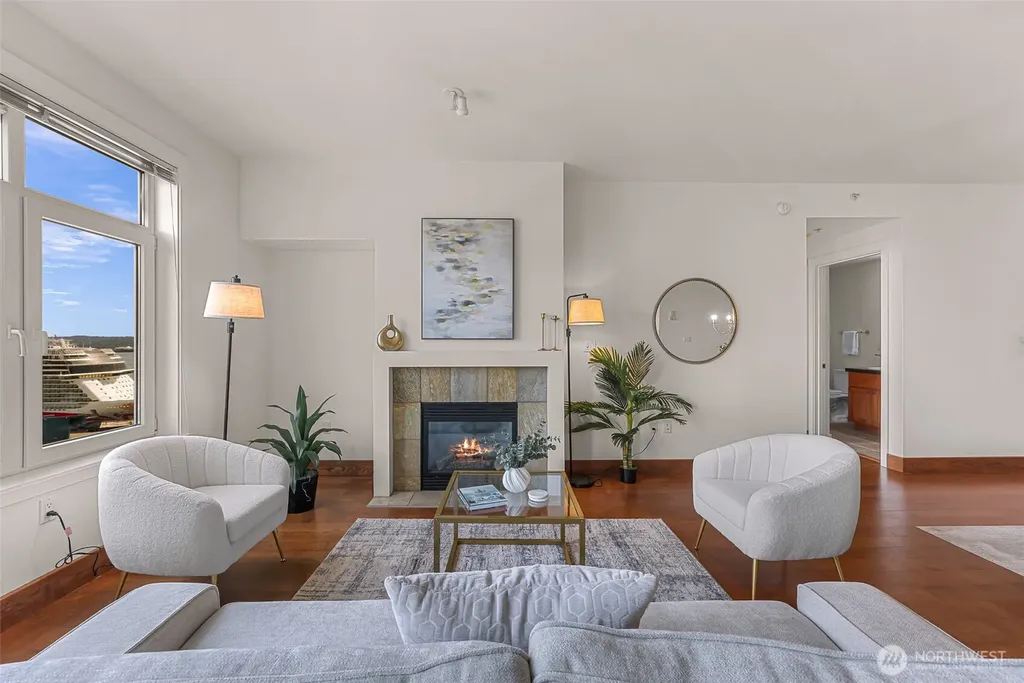 2607 Western Avenue Seattle WA 98121