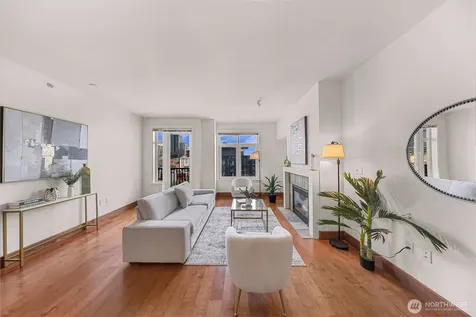 2607 Western Avenue Seattle WA 98121