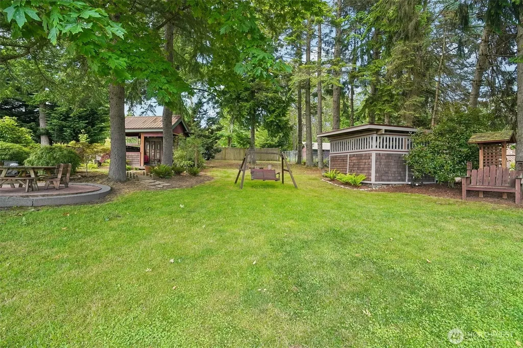 4181 Eagle Ridge Drive Camano Island WA 98282