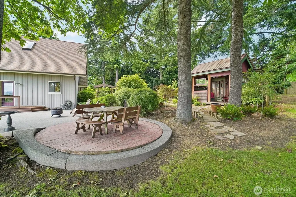 4181 Eagle Ridge Drive Camano Island WA 98282