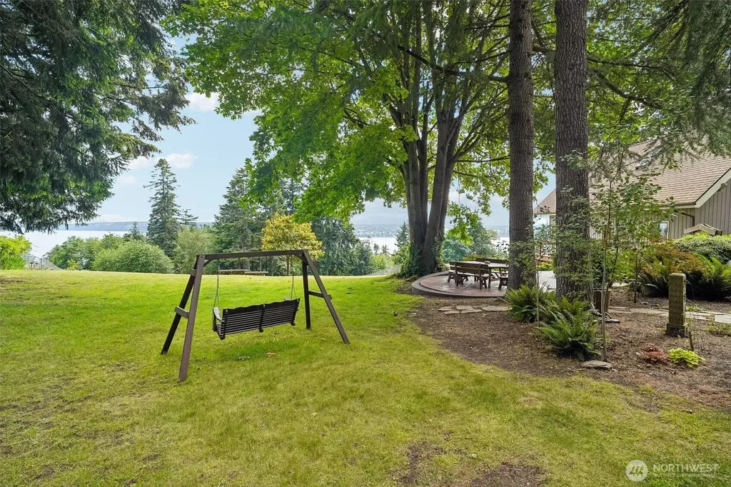 4181 Eagle Ridge Drive Camano Island WA 98282