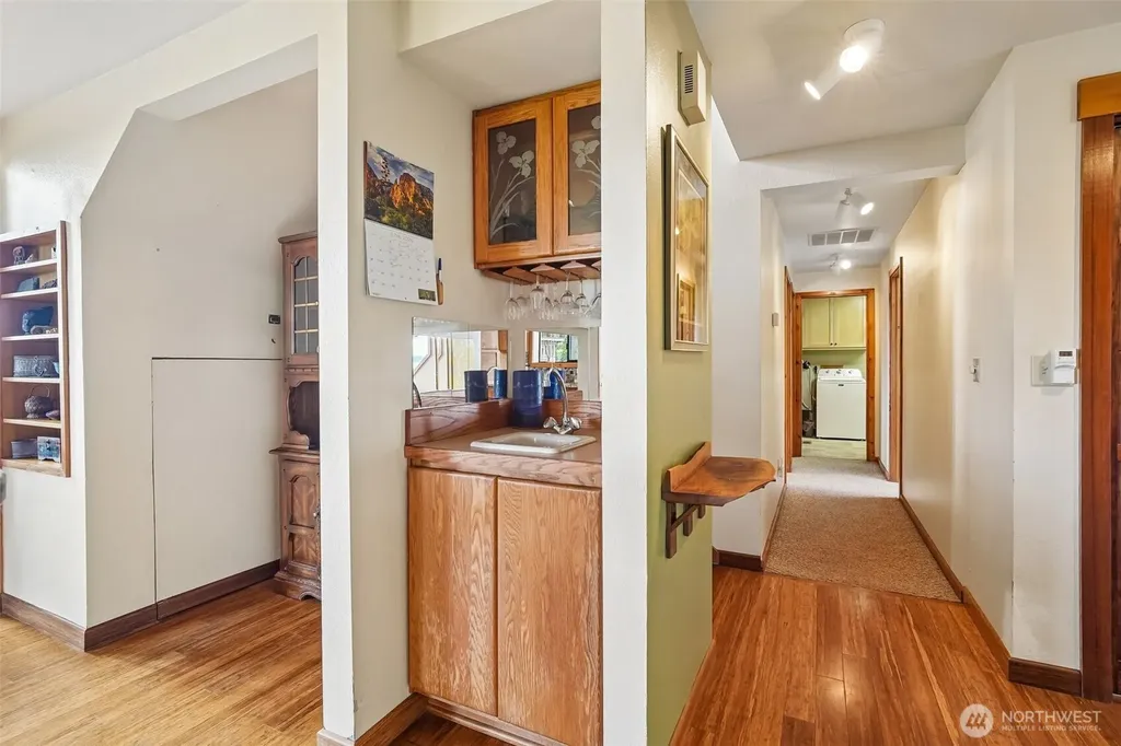 4181 Eagle Ridge Drive Camano Island WA 98282