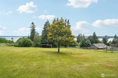4181 Eagle Ridge Drive Camano Island WA 98282