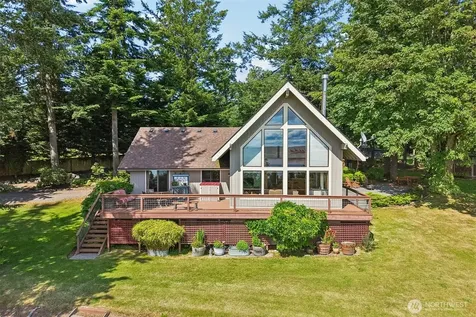 4181 Eagle Ridge Drive Camano Island WA 98282