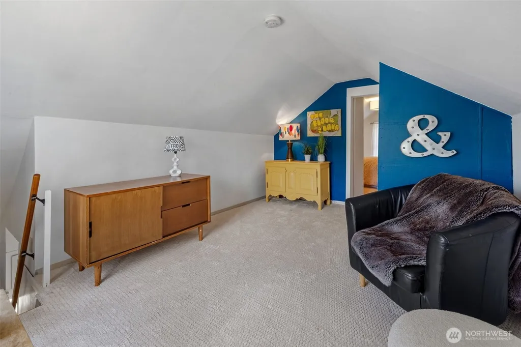 7729 12th Avenue SW Seattle WA 98106