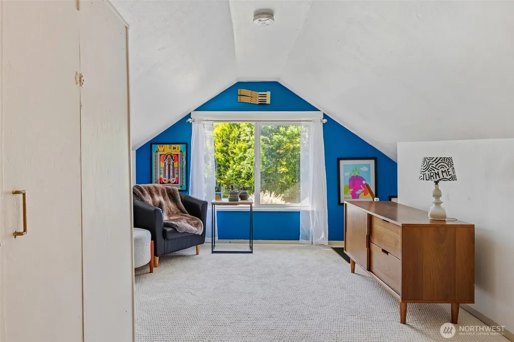 7729 12th Avenue SW Seattle WA 98106