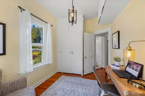 7729 12th Avenue SW Seattle WA 98106