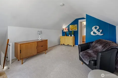 7729 12th Avenue SW Seattle WA 98106