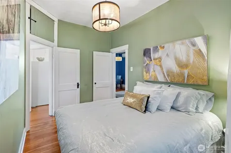 7729 12th Avenue SW Seattle WA 98106