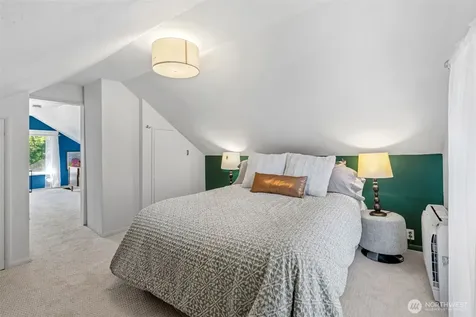 7729 12th Avenue SW Seattle WA 98106