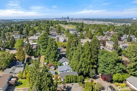 7729 12th Avenue SW Seattle WA 98106