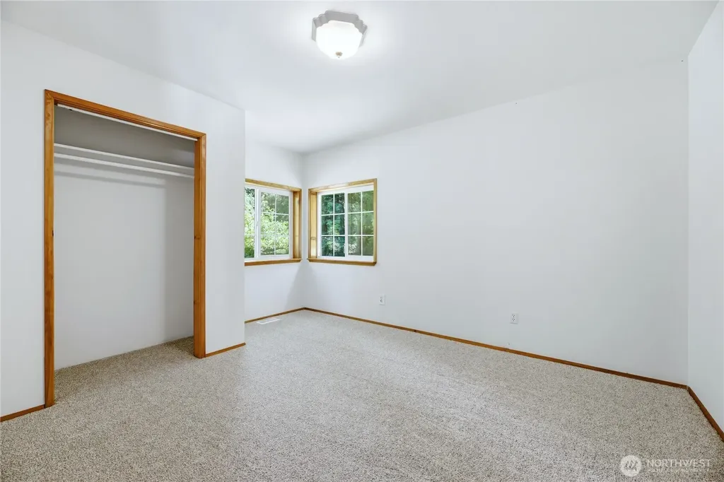 25520 164th Street E Buckley WA 98321