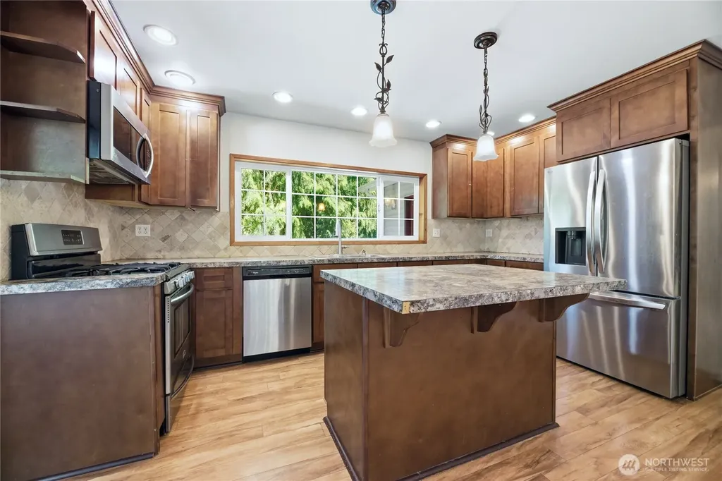 25520 164th Street E Buckley WA 98321