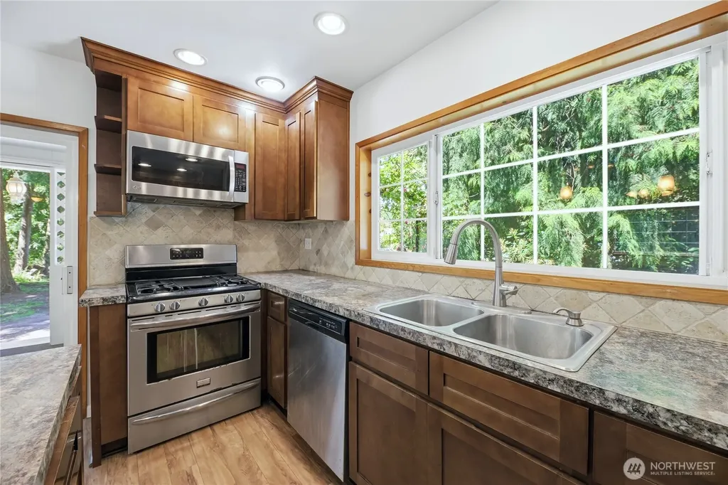 25520 164th Street E Buckley WA 98321