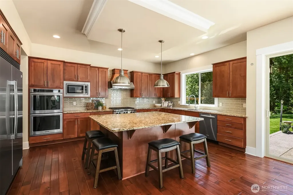 20125 SE 24th Street Sammamish WA 98075