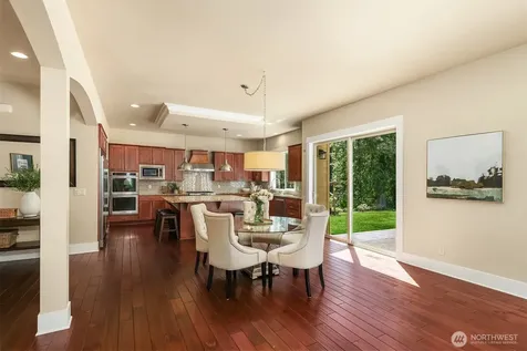 20125 SE 24th Street Sammamish WA 98075