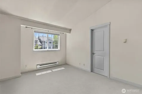 26005 106th Place SE Kent WA 98030