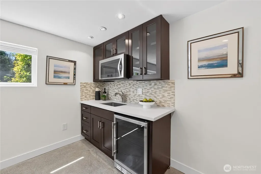 19927 89th Place W Edmonds WA 98026