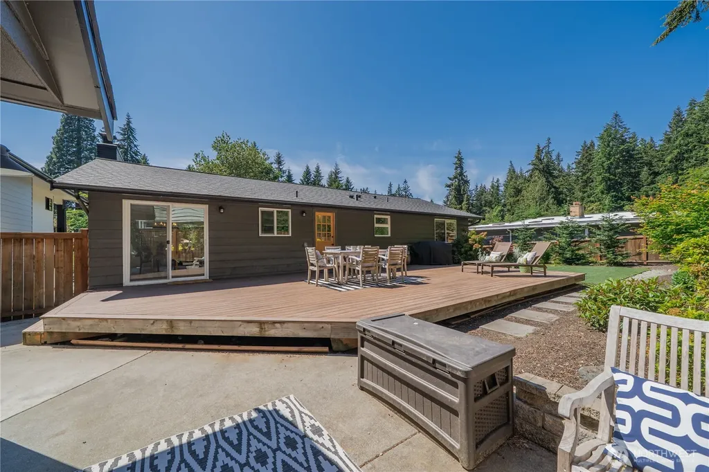 19927 89th Place W Edmonds WA 98026