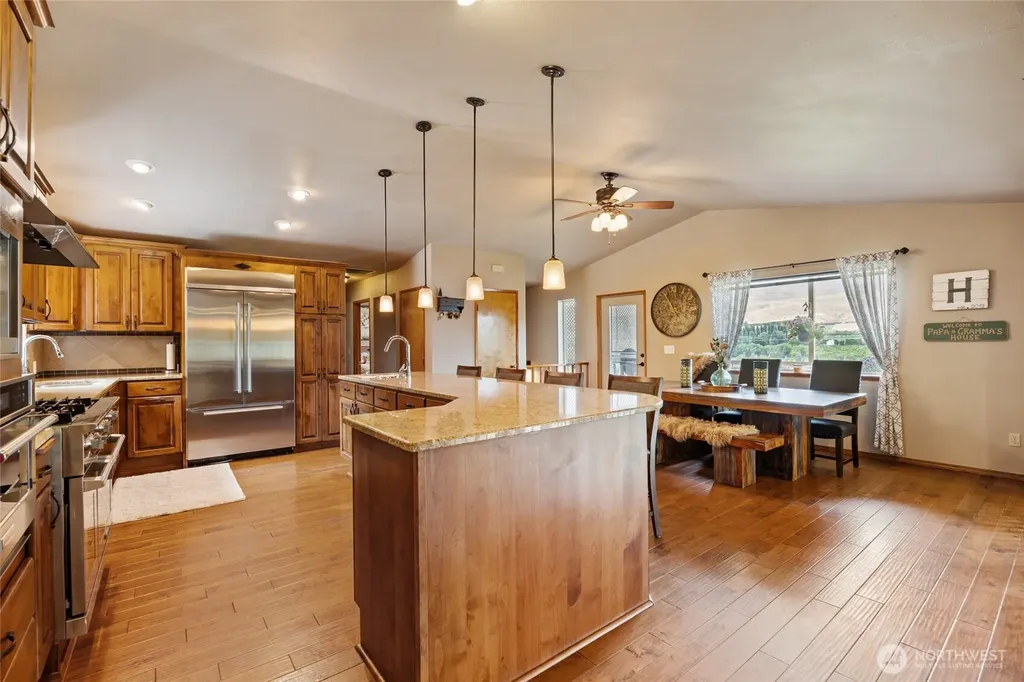 2049 Sleepy Hollow Road Wenatchee WA 98801