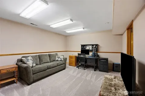 2049 Sleepy Hollow Road Wenatchee WA 98801