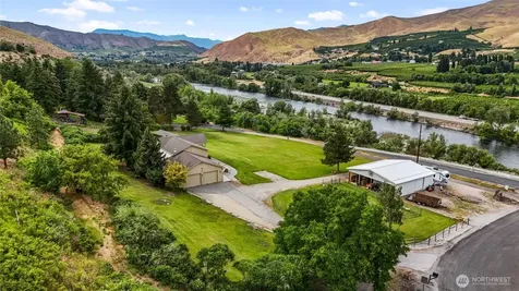 2049 Sleepy Hollow Road Wenatchee WA 98801