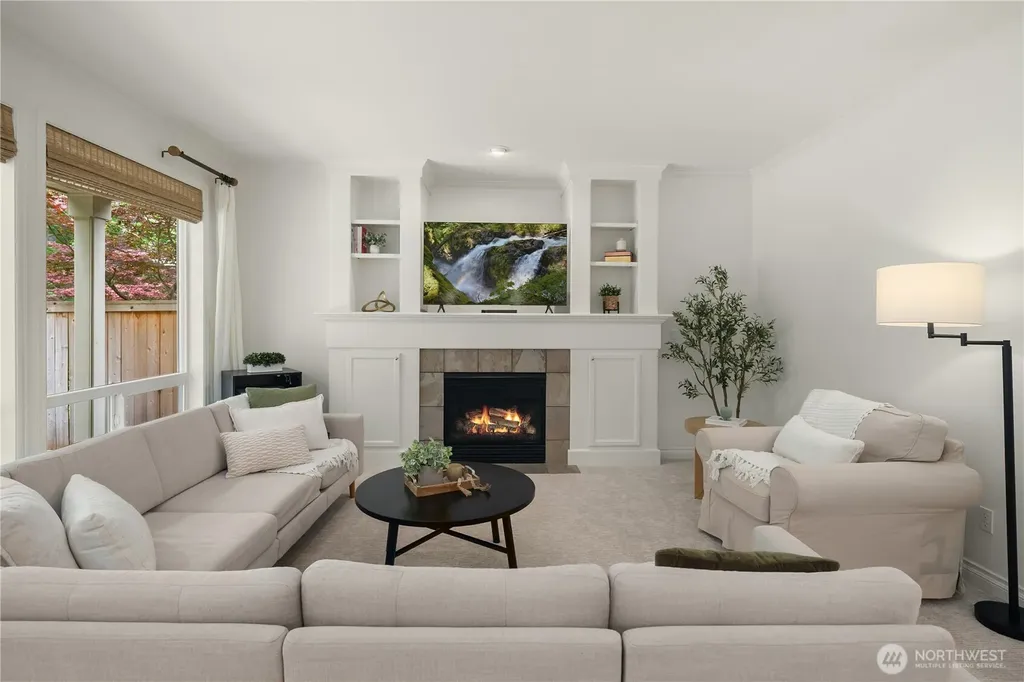 27422 SE 8th Place Sammamish WA 98075
