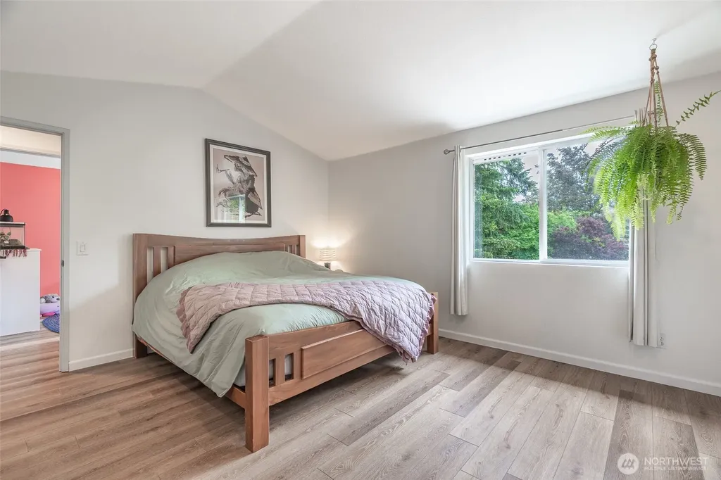 7318 E Raintree Lane Port Orchard WA 98366