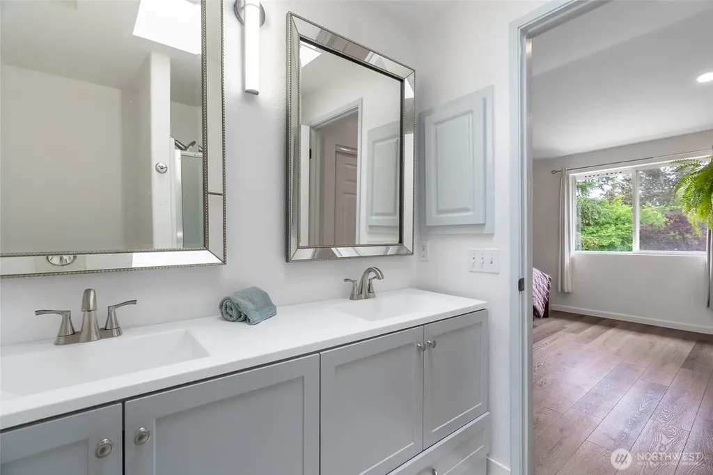 7318 E Raintree Lane Port Orchard WA 98366