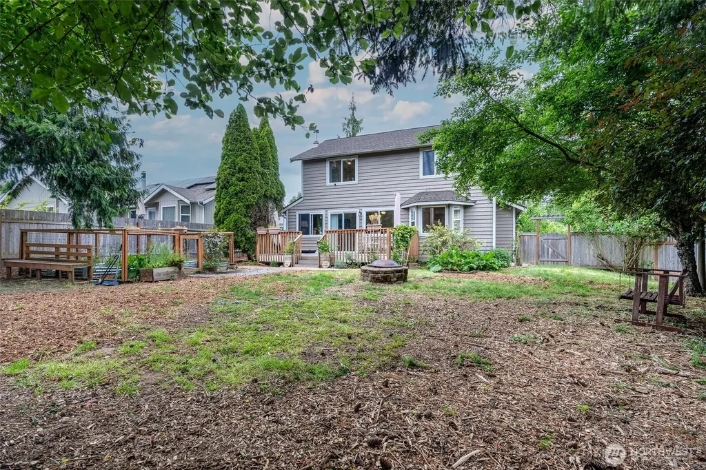 7318 E Raintree Lane Port Orchard WA 98366