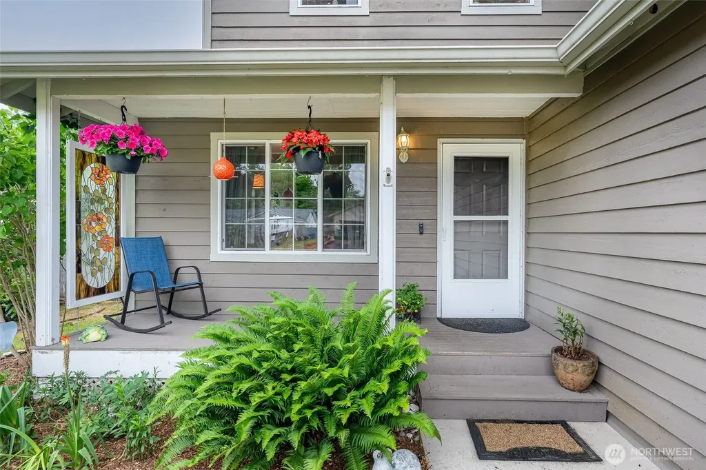7318 E Raintree Lane Port Orchard WA 98366