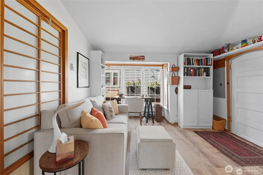 2727 Fairview Avenue E Seattle WA 98102