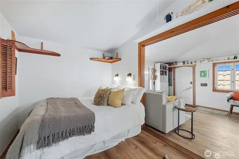 2727 Fairview Avenue E Seattle WA 98102