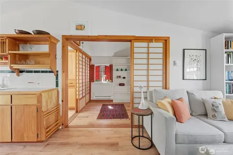 2727 Fairview Avenue E Seattle WA 98102